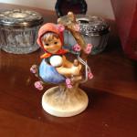 Hummel #141 "Apple Tree Girl"